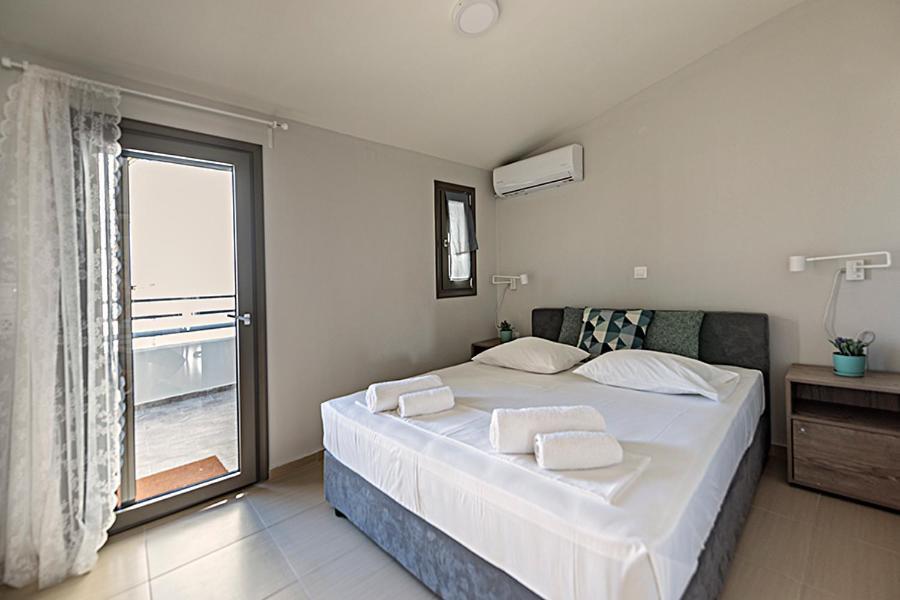 Ferienwohnung Olympia Penthouse Iraklio Exterior foto